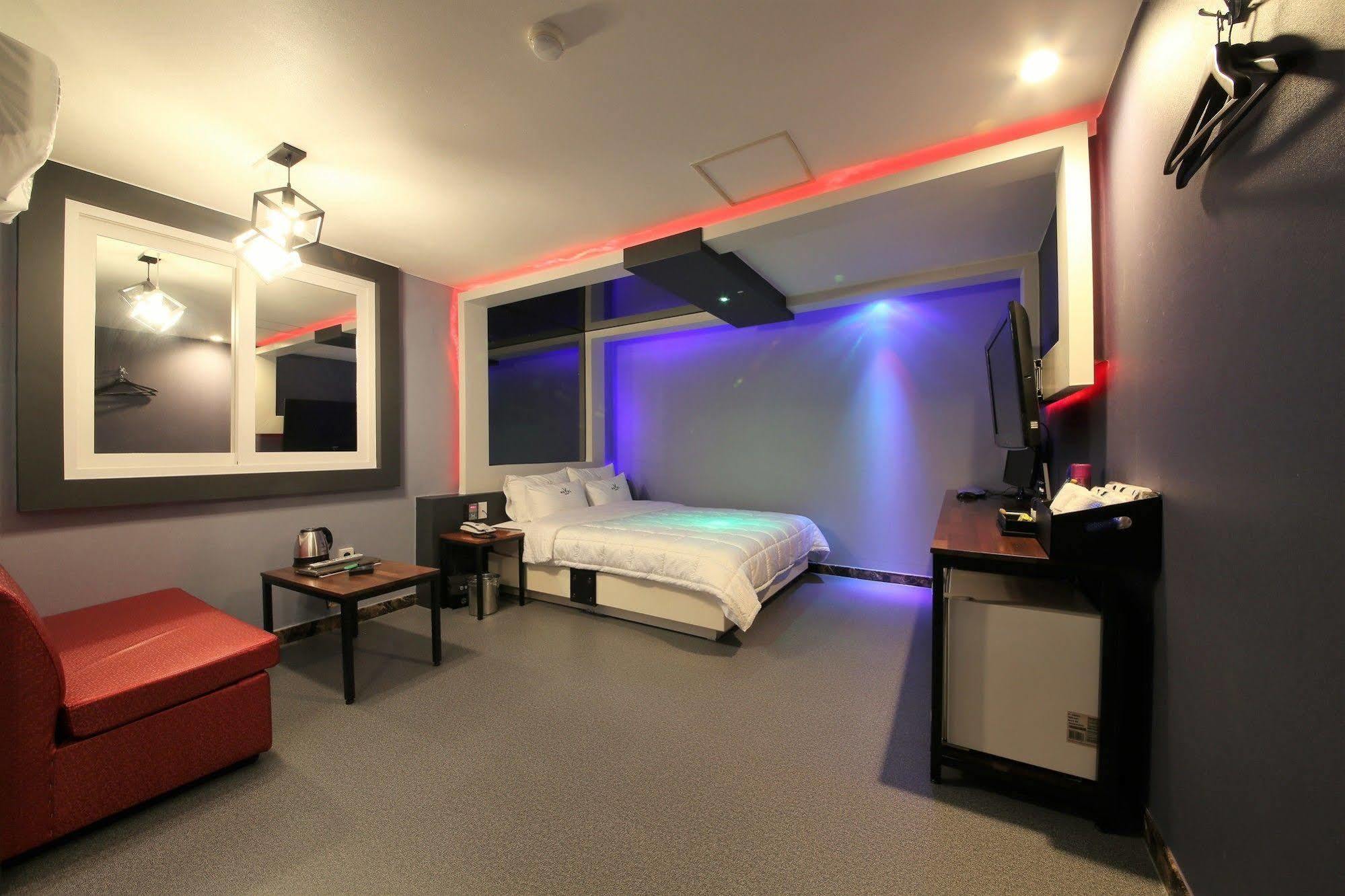 Vovtel Motel ปูซาน ภายนอก รูปภาพ